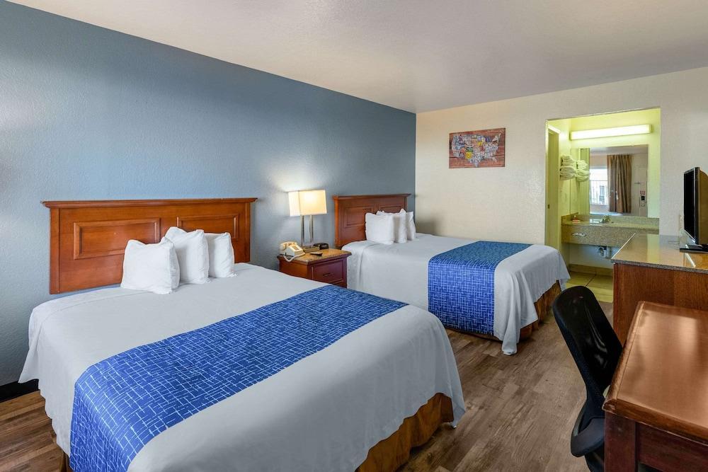Rodeway Inn Phoenix North I-17 Exterior foto