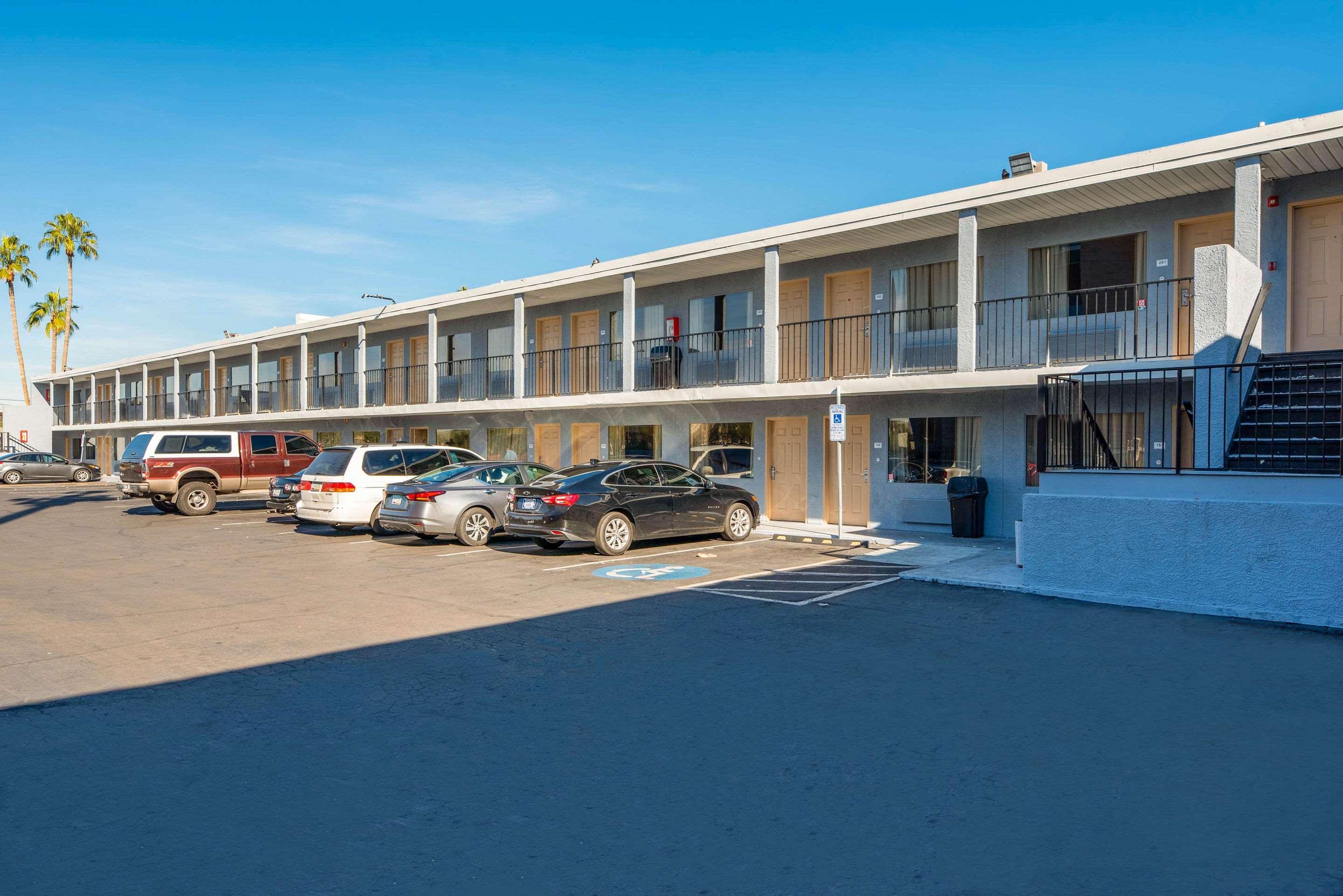 Rodeway Inn Phoenix North I-17 Exterior foto