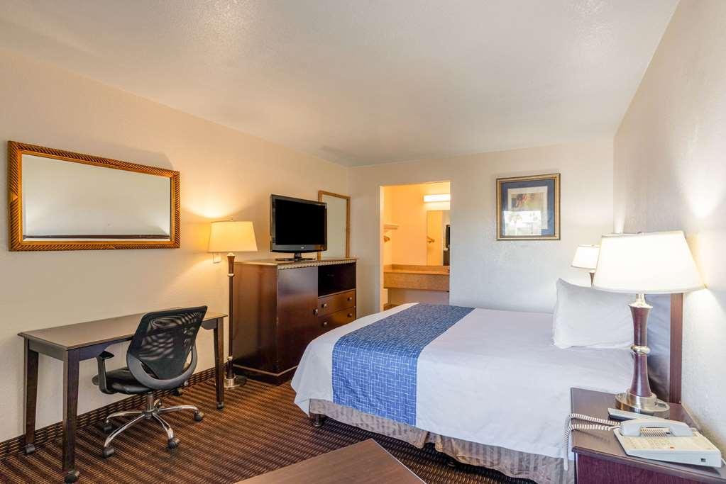 Rodeway Inn Phoenix North I-17 Quarto foto